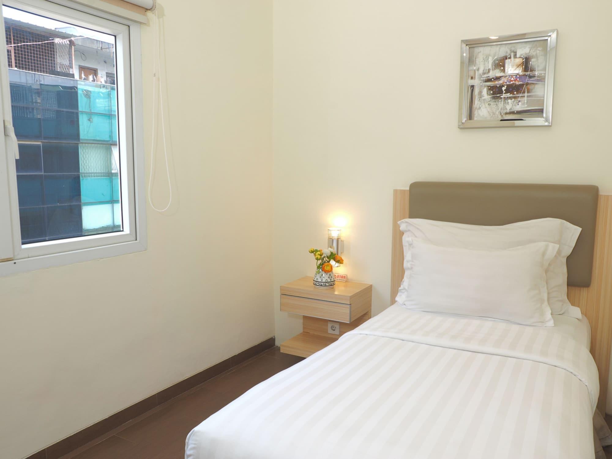 D'Primahotel Wtc Mangga Dua Jakarta Buitenkant foto