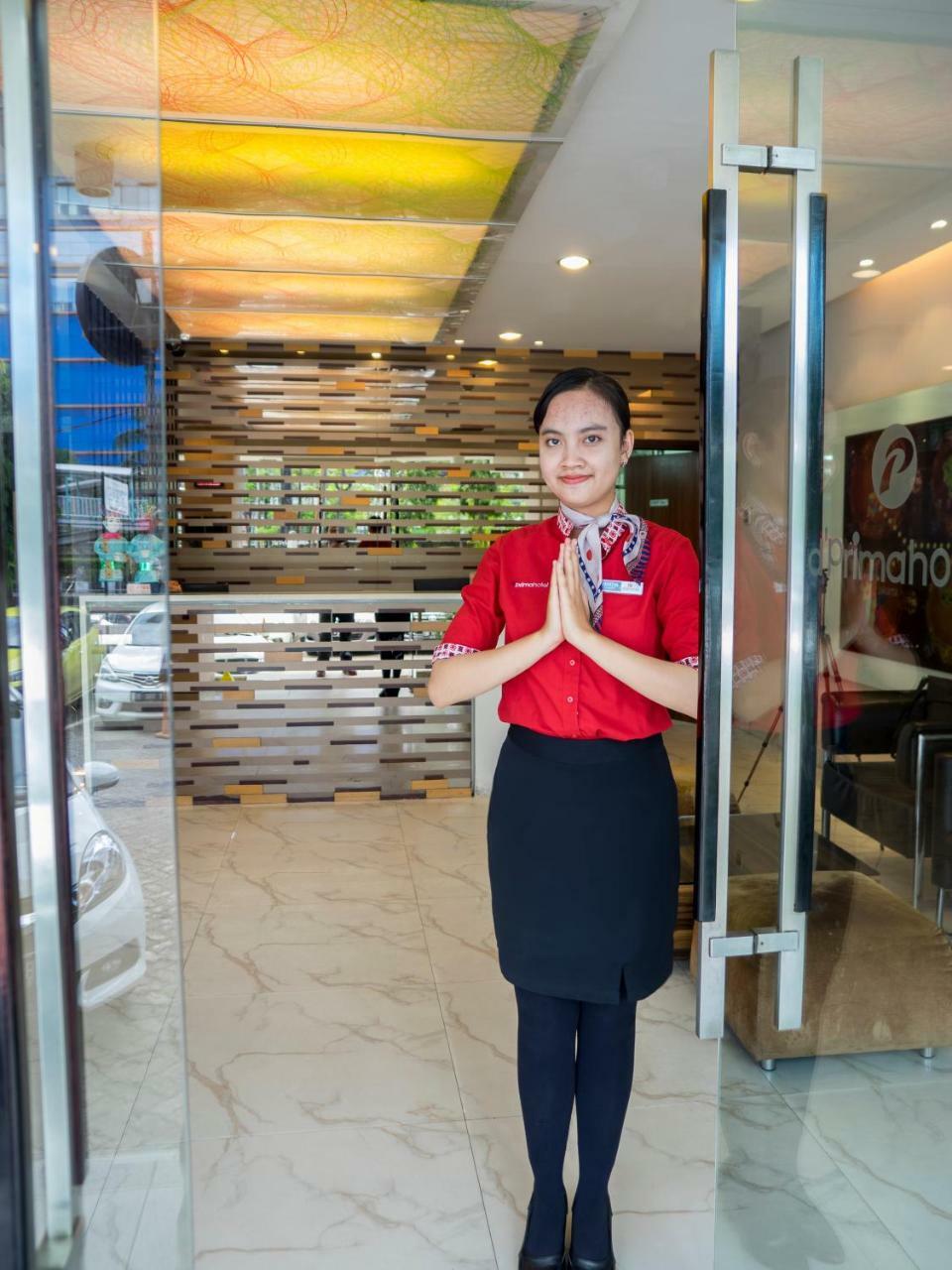 D'Primahotel Wtc Mangga Dua Jakarta Buitenkant foto